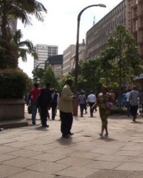 Кения стана обект на серия от нападения с огнестрелно оръжие и на бомбени атентати, приписвани на Аш Шабаб. Сн.: EPA/БГНЕС