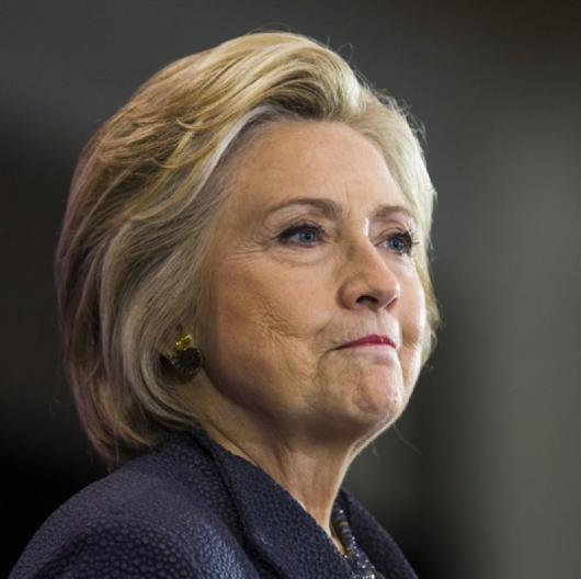 На Хилъри Клинтън предстои да отхвърли спекулациите за здравословното й състояние. Сн.: EPA/БГНЕС