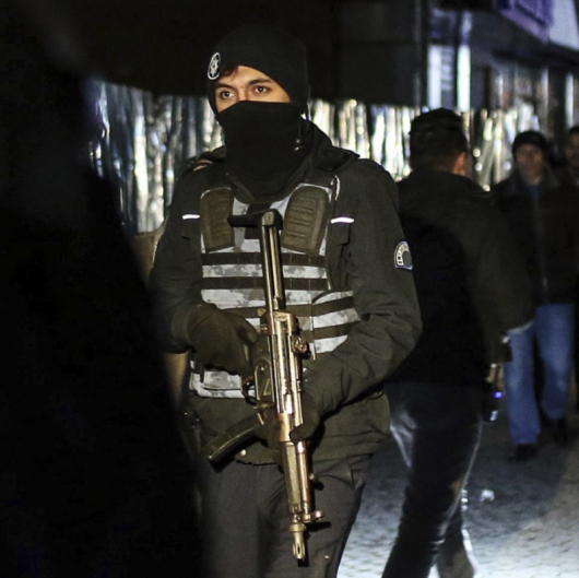 Спецоперация в Истанбул по издирване на нападателя в клуб Рейна. Сн.: БТА