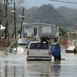 Ураганът в Мария причини огромни щети и наводнения в Пуерто Рико. Сн.: БТА