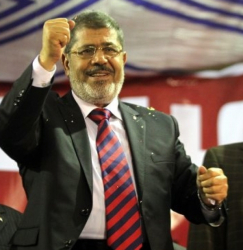 Първият свободно избран президент на Египет Мохамед Морси бе свален от армията. Сн.: EPA/БГНЕС