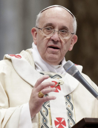 Европа смята по-възрастните за ”повече ненужни”, а на младите не осигурява работа, критикува Папа Франциск. Сн.: EPA/БГНЕС