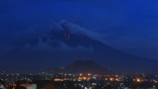 Вулканът Майон Снимка: EPA