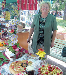 Баница със сладко от череши, традиционна за с. Николичевци, грабна награда в категорията за десерти