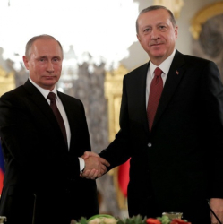 Предимно икономически беше дневният ред на посещението на руския президент Путин в Истанбул на 10 октомври. Сн.: EPA/БГНЕС