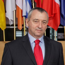 Георги Пирински: Ще оценяваме по това как кандидатът гледа на промяната на ЕС. Сн.: Официален сайт