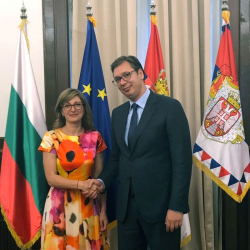 В Белград министър Захариева бе приета от сръбския президент Александър Вучич. Сн.: БТА
