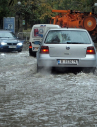 Пороен дъжд наводни Варна (сн. архив). Сн.: Bulphoto