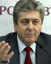 Георги Първанов заяви, че иска да се извини на избирателите. Сн.: БГНЕС