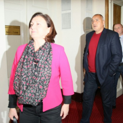 Румяна Бъчварова и Бойко Борисов след кризисната среща вчера с представители на коалицията. Сн.: БГНЕС
