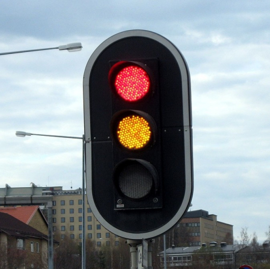 Оказва се, че зелената светлина на светофара е твърде кратка. Сн.: EPA/БГНЕС