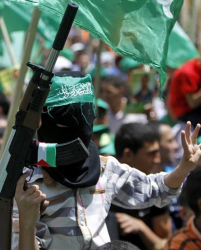 ”Хамас” реши да отвърне на израелската агресия и предупреди за летището. Сн.: EPA/БГНЕС