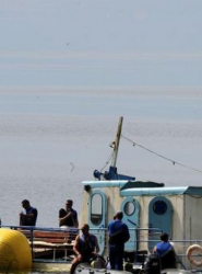 На 5 септември 2009 г. македонското корабче ”Илинден” потъна за минути в Охридското езеро. Сн.: БГНЕС