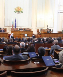 Депутатите обсъждат антикорупционния закон на Меглена Кунева. Сн.: БГНЕС
