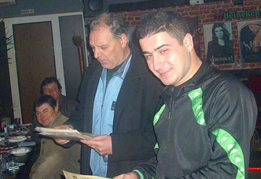 Преди да награди шампиона Ст. Цуцуманов, кметът Д. Баханов с партньор Кр. Жингьов изнесе показна лекция на своя предшественик Д. Богатинов и на Г. Ташков